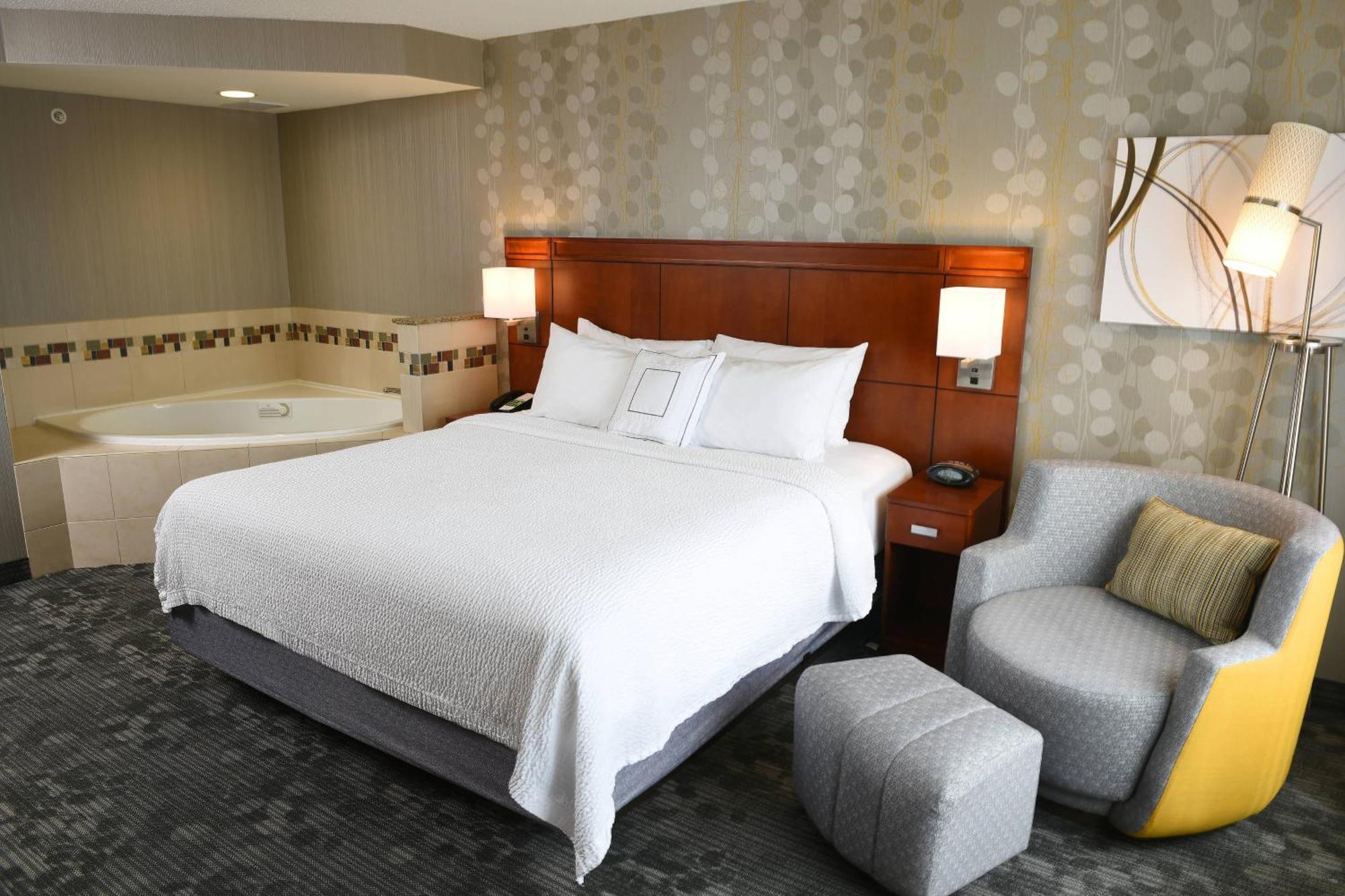 Courtyard By Marriott Σιου Φολς Εξωτερικό φωτογραφία