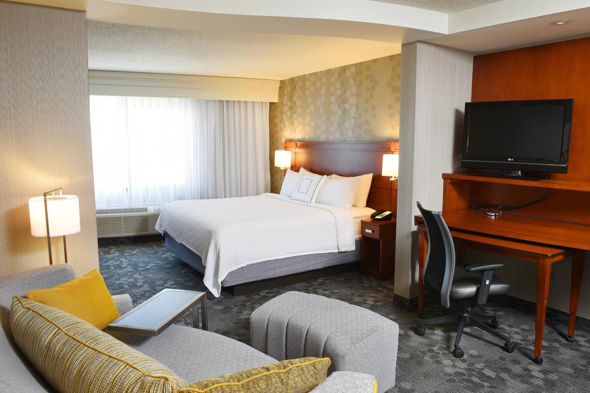 Courtyard By Marriott Σιου Φολς Εξωτερικό φωτογραφία